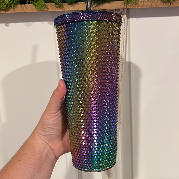 Starbucks Oil Slick 2023 - Picture 3 of 4